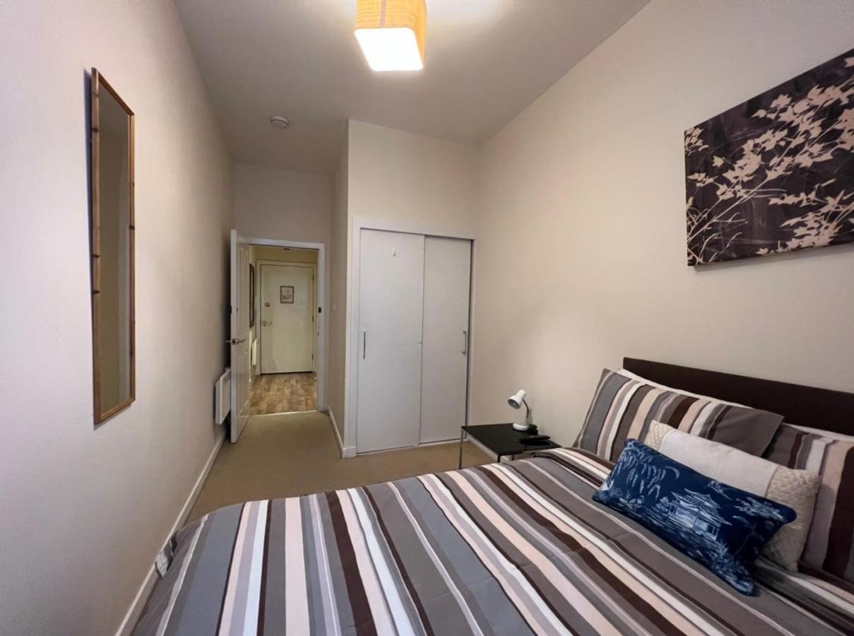 Aberdeen Stay Central 2-Bedrooms Apt-No Party Extérieur photo