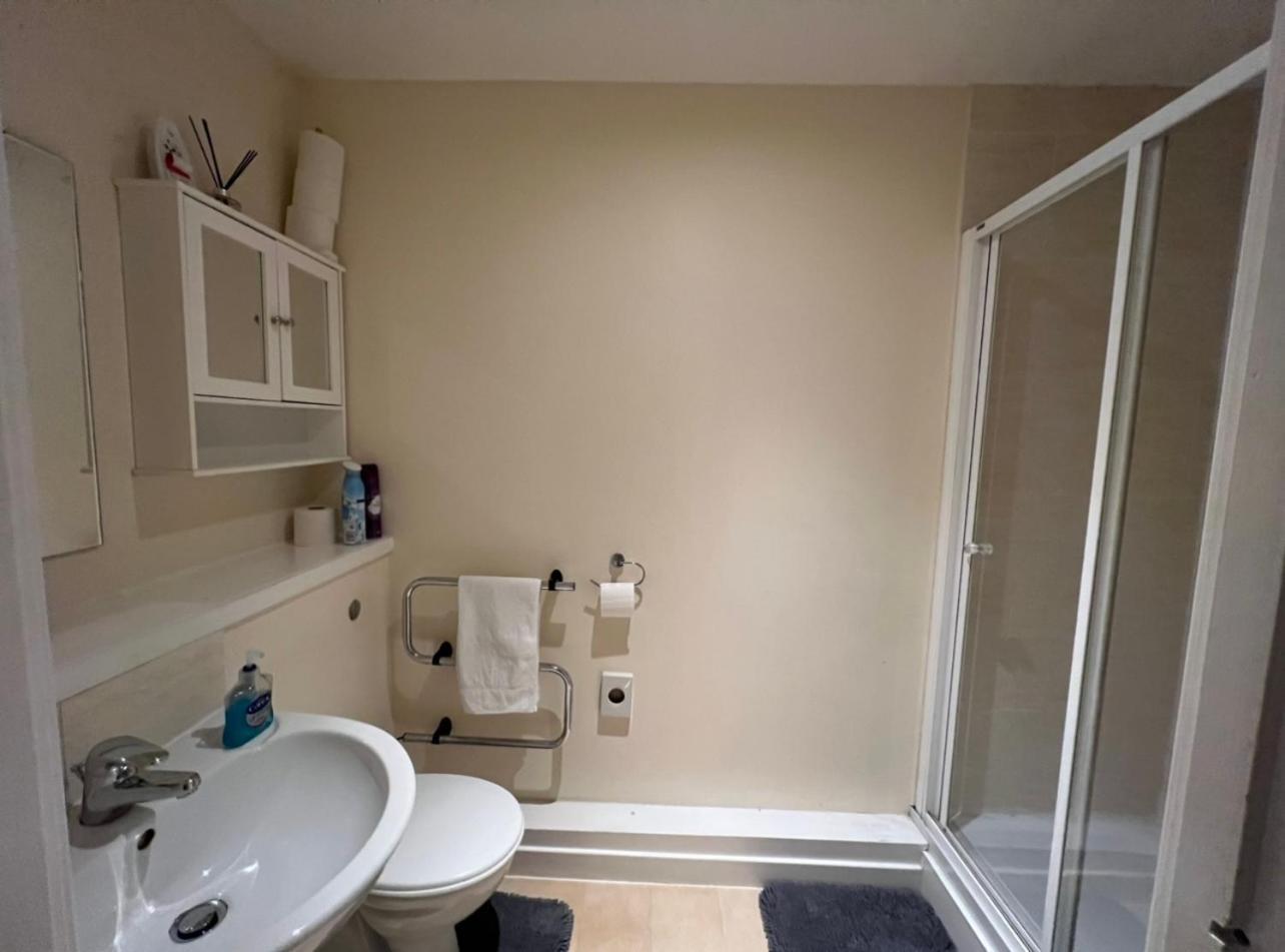 Aberdeen Stay Central 2-Bedrooms Apt-No Party Extérieur photo